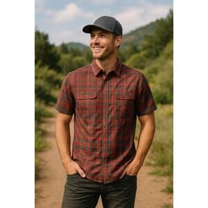 KÜHL Red Plaid Short Sleeve Button Up Shirt Men’s Small Outdoor Hiking Casual